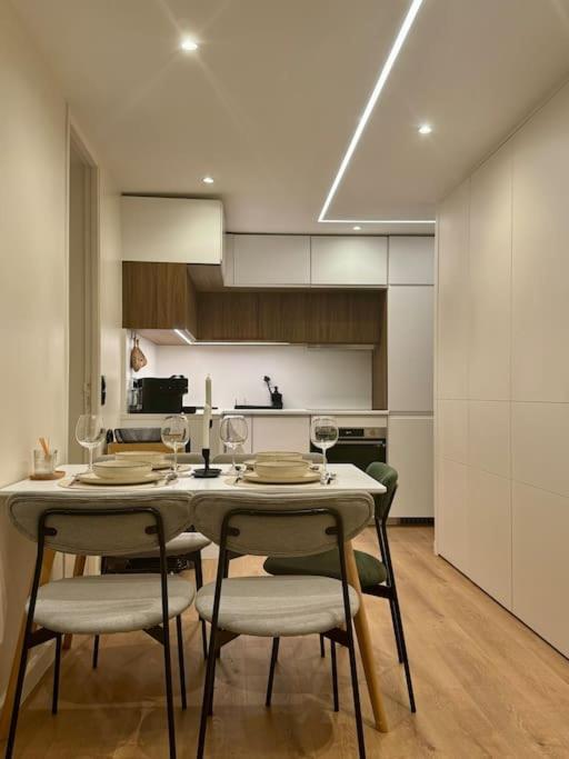 Apartment Le Cocon Des Sablons - Tour Eiffel Champs Elysees