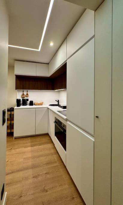 Le Cocon Des Sablons - Tour Eiffel Champs Elysees Apartment